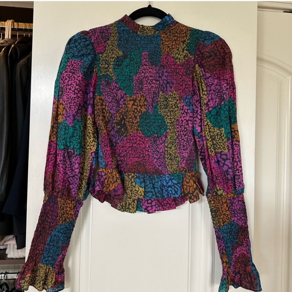 FARM RIO Rainbow Mixed Balloon Long Ruffle Trim Sleeve Blouse Like New - Picture 6 of 8